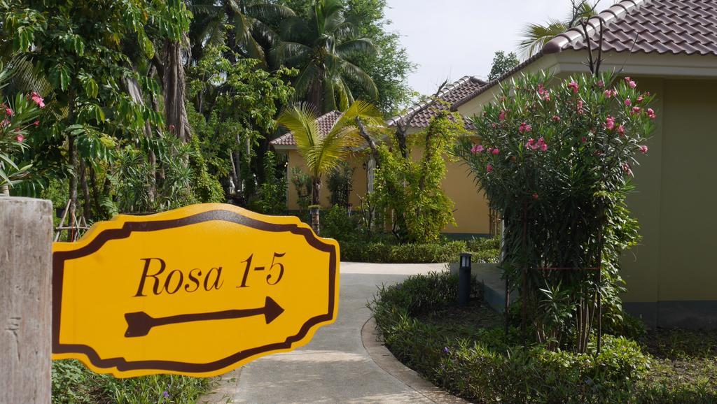 Wangpla Villa Resort Nakhon Sawan Exterior photo