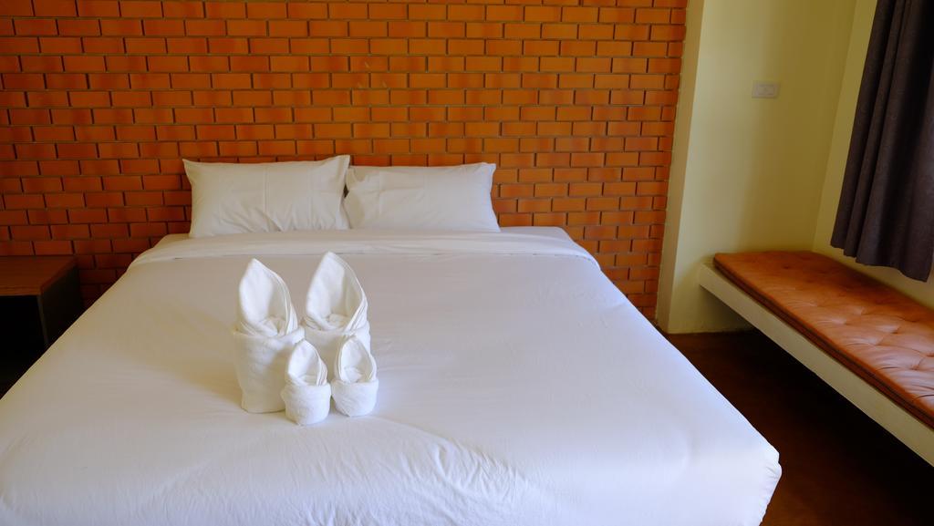 Wangpla Villa Resort Nakhon Sawan Room photo