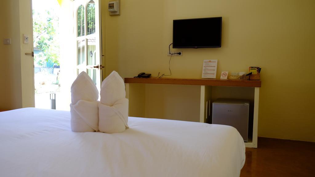 Wangpla Villa Resort Nakhon Sawan Room photo