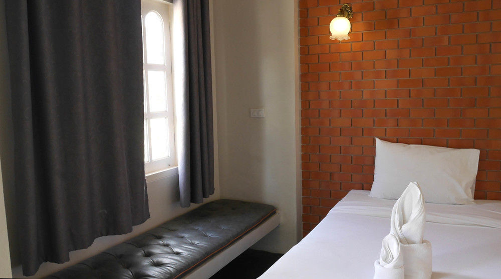 Wangpla Villa Resort Nakhon Sawan Exterior photo