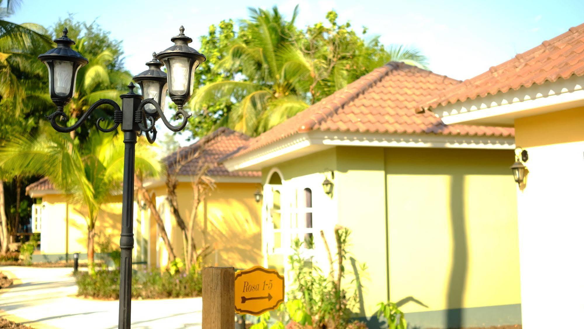 Wangpla Villa Resort Nakhon Sawan Exterior photo