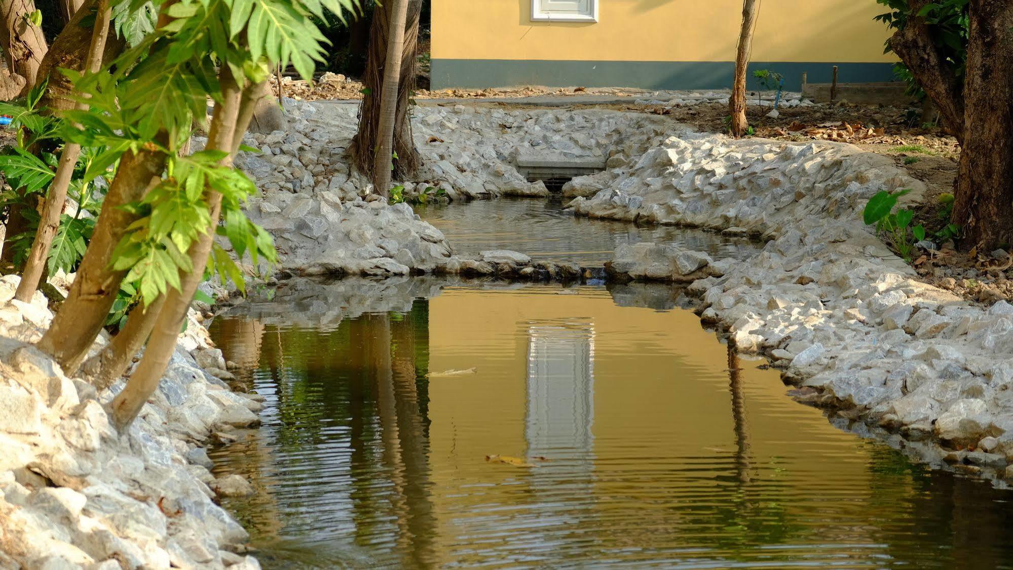 Wangpla Villa Resort Nakhon Sawan Exterior photo
