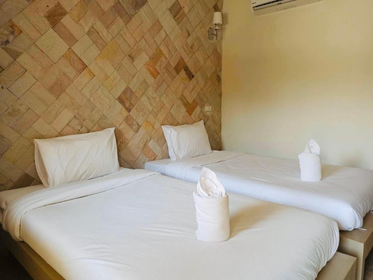 Wangpla Villa Resort Nakhon Sawan Exterior photo