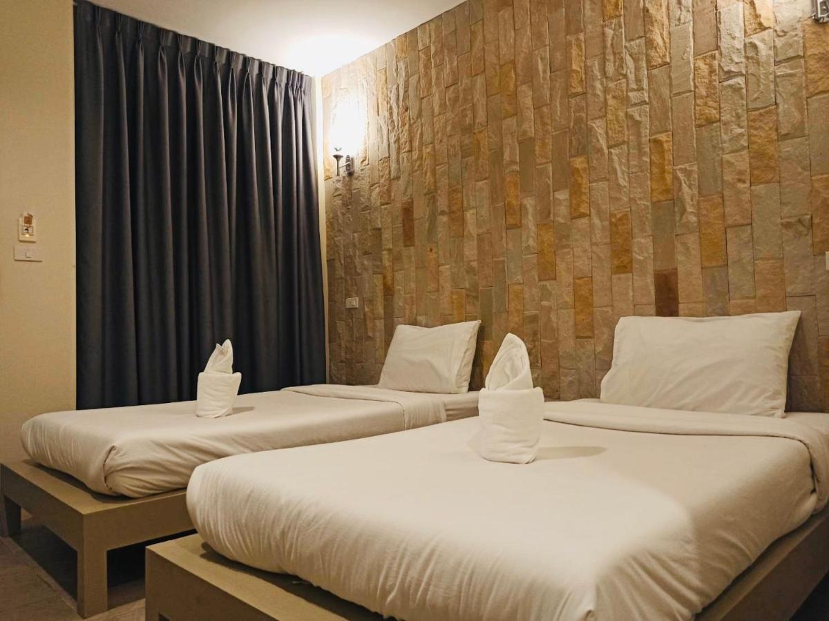 Wangpla Villa Resort Nakhon Sawan Exterior photo